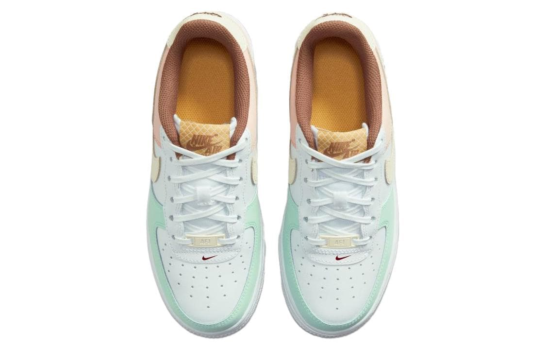 Кроссовки Nike Air Force 1 Low GS - изображение 4