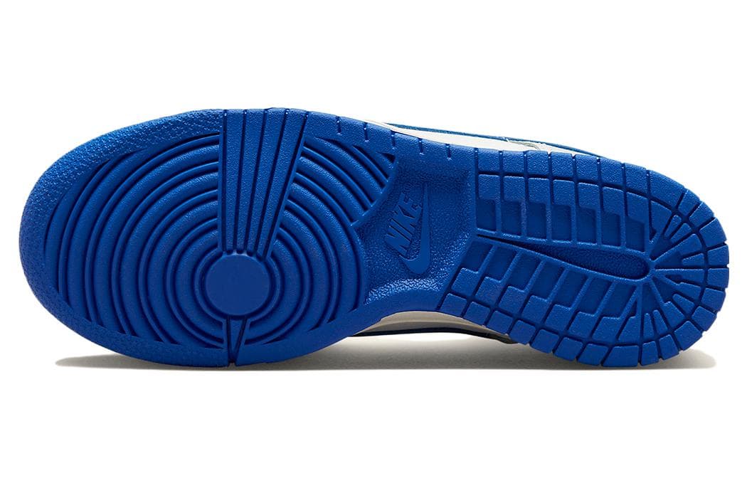 Кроссовки Nike Dunk Low "Royal" GS - изображение 5