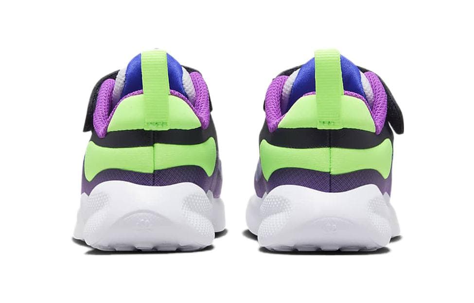 Nike REVOLUTION 7 - изображение 5