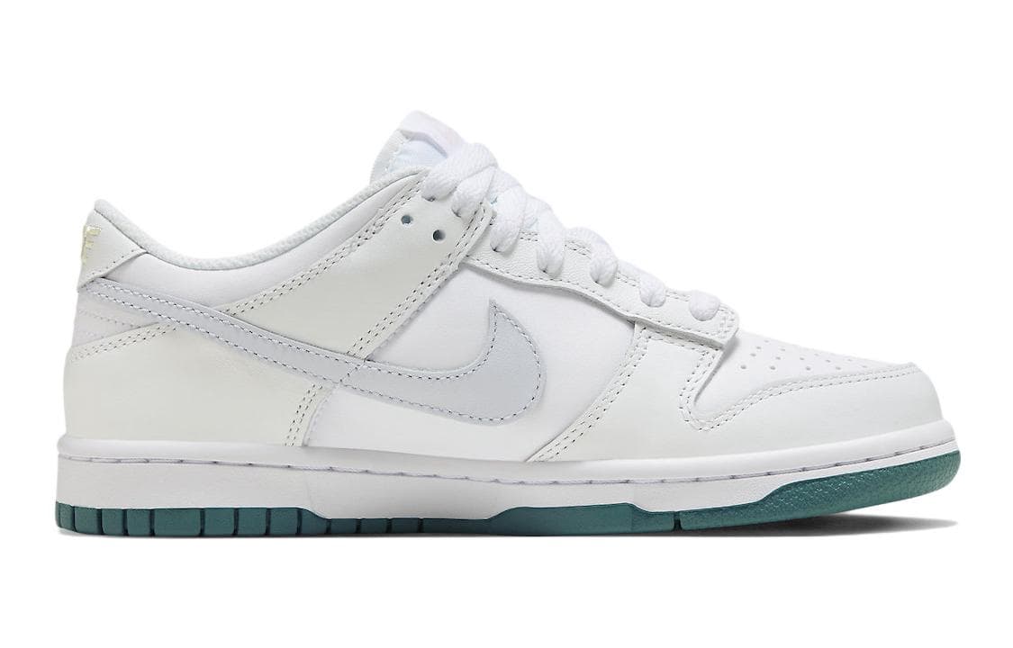 Кроссовки Nike Dunk Low GS - изображение 2