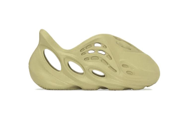 Кроссовки TD adidas originals Yeezy Foam Runner "Sulfur" - изображение 2