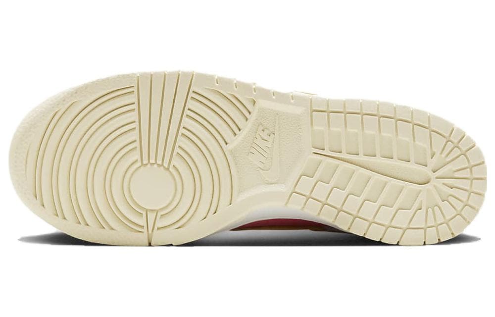 Кроссовки Nike Dunk Low GS - изображение 6