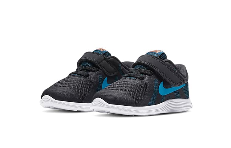 Кроссовки Nike REVOLUTION 4 - изображение 5