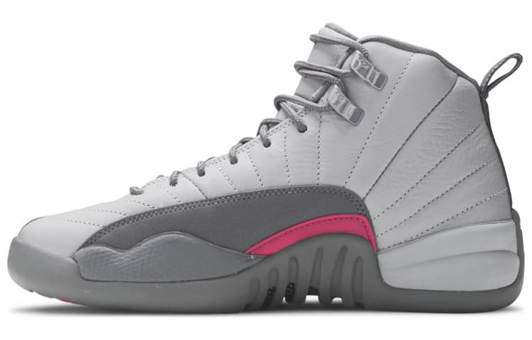 Кроссовки для баскетбола Jordan Air Jordan 12 Retro Wolf Grey Vivid Pink GS 2016 - изображение 1