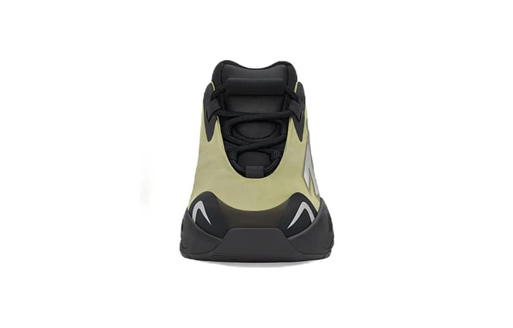 Кроссовки TD adidas originals Yeezy Boost 700 MNVN "Resin" - изображение 4