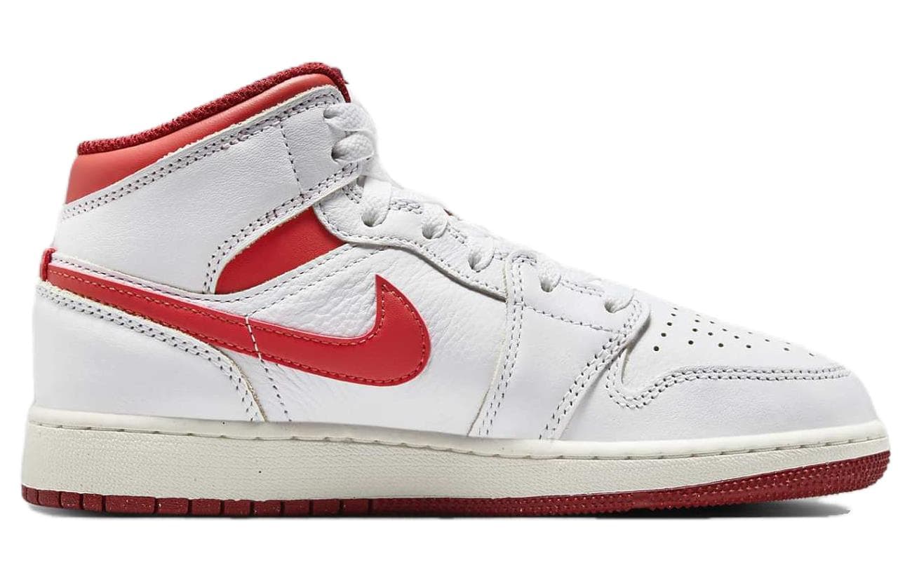 Ретро баскетбольные кроссовки Jordan Air Jordan 1 Mid SE GS - изображение 2