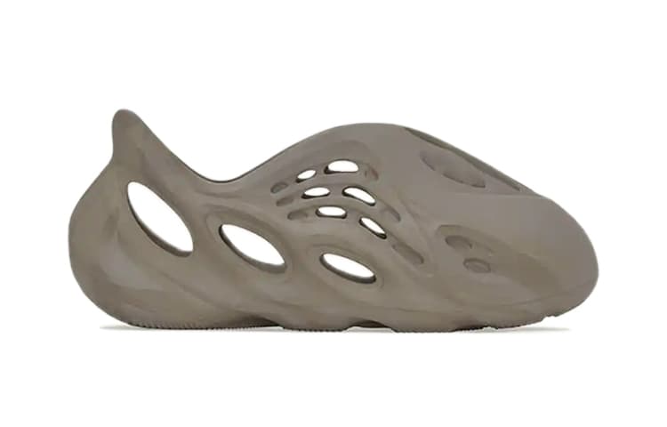 Сандалии adidas originals Yeezy Foam Runner Stone Sage - изображение 2