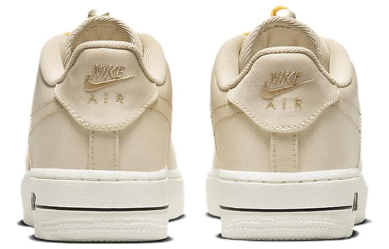 Кроссовки Nike Air Force 1 Low LV8 3 "Sanddrift Citron Pulse" GS - изображение 5