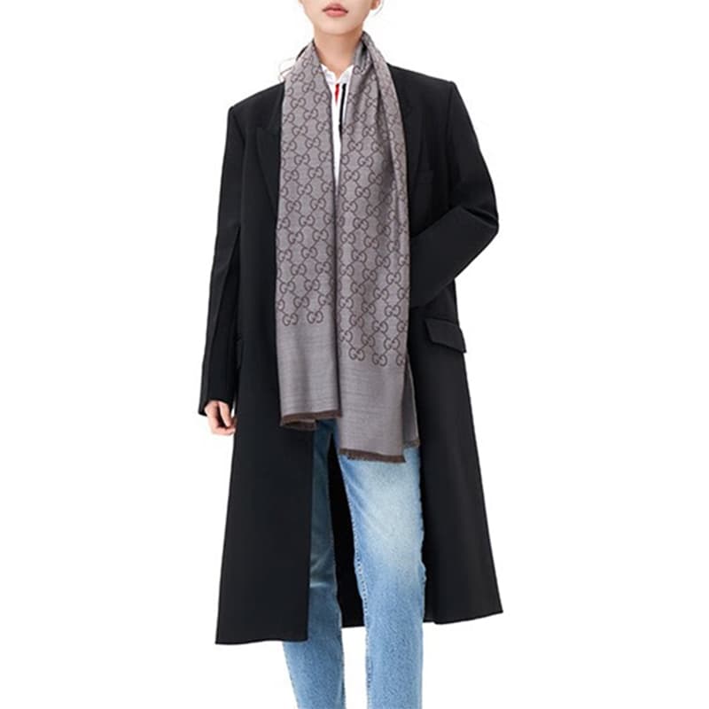 Шарф Gucci Wool Fringe Scarf - изображение 5