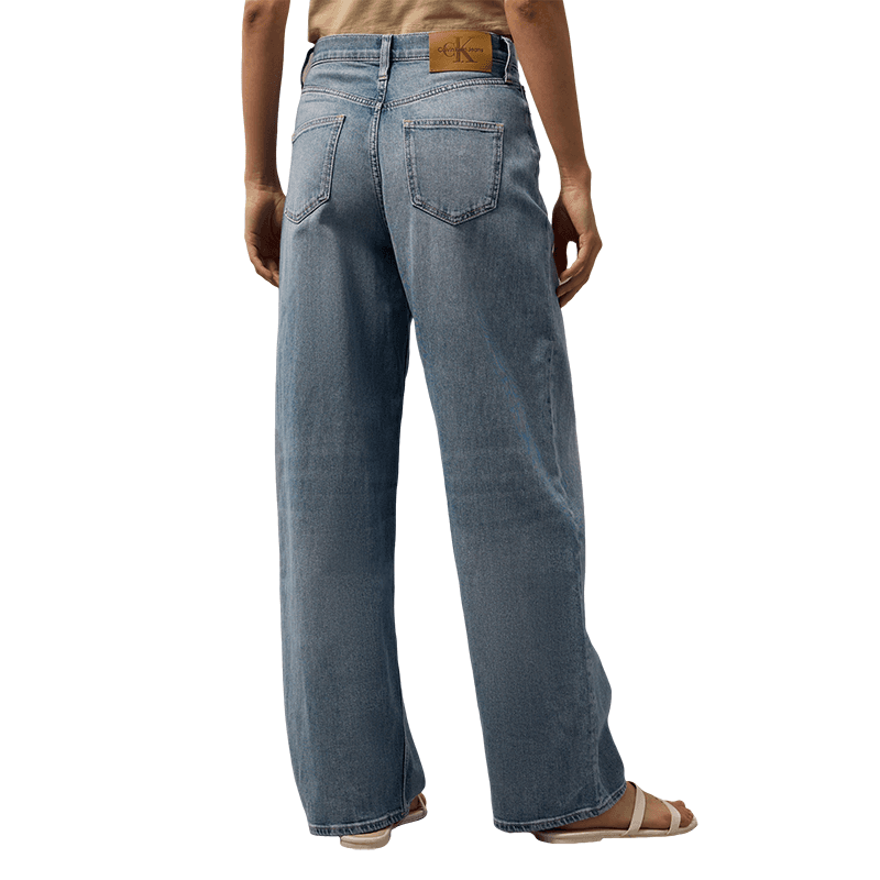 Джинсы Calvin Klein SS25 Джинсы Женские - изображение 5