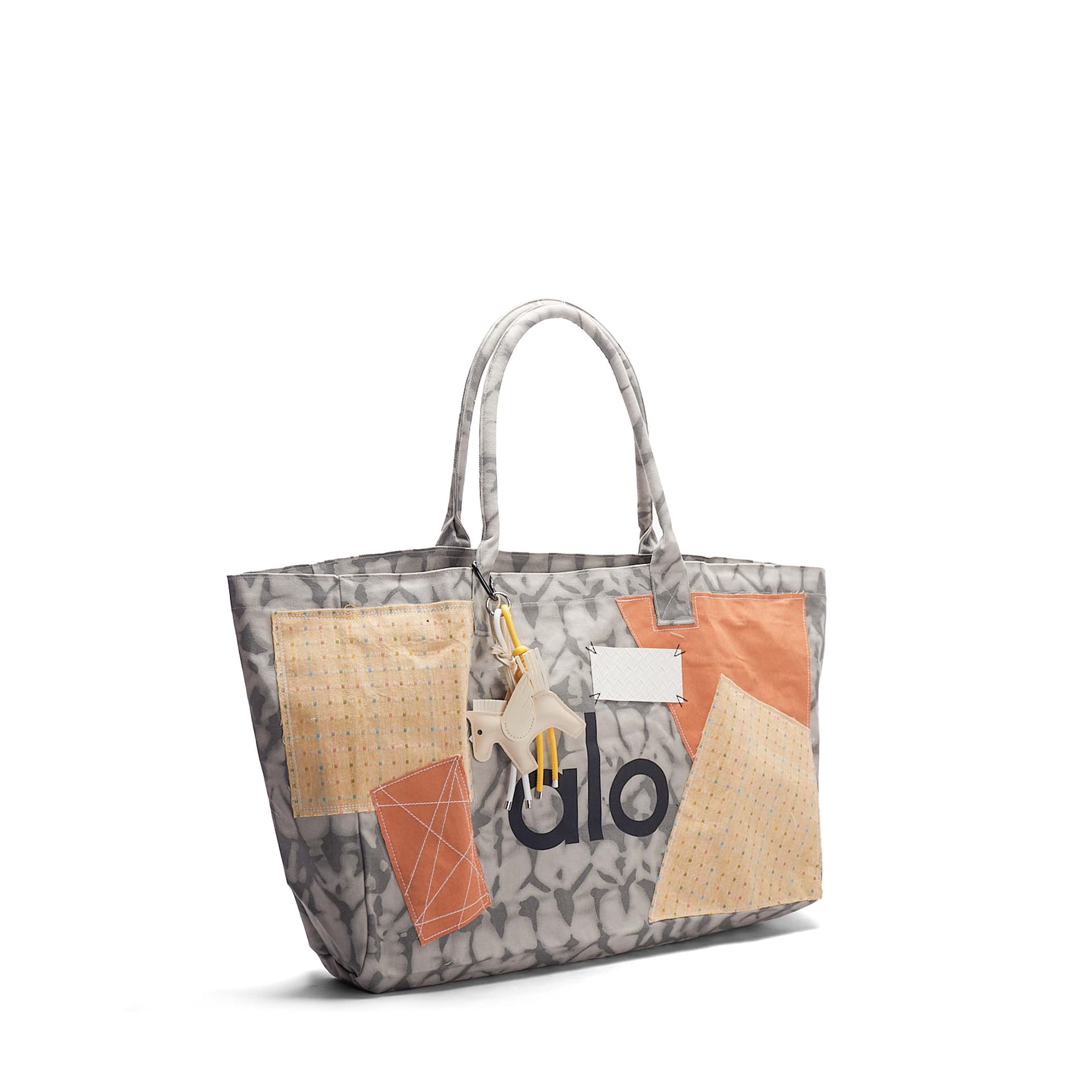 Сумка alo yoga Custom Colorblock Tote Bag - изображение 22