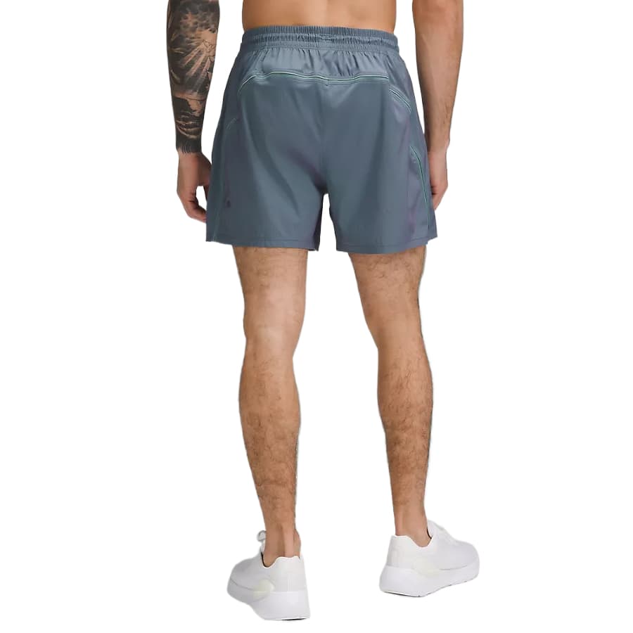 Тренировочные штаны lululemon Pace BreakerIridescent 5" - изображение 4