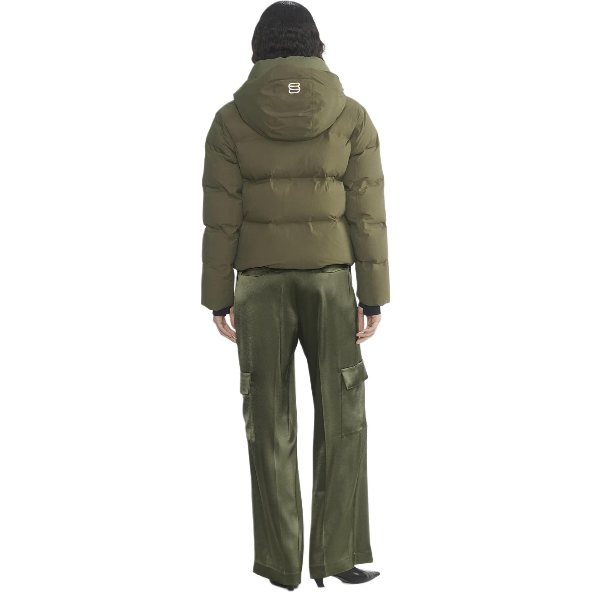 Пуховик ARITZIA Супер Puff2OTM Shorty RainstopTM Пуховик Женский Армейский Зеленый Армейский Зеленый - изображение 4