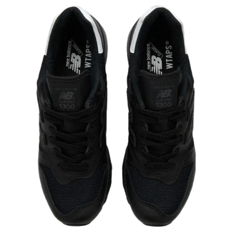 Кроссовки для бега New Balance x WTAPS NB 1300 Беговые кроссовки Унисекс Черный Белый - изображение 3