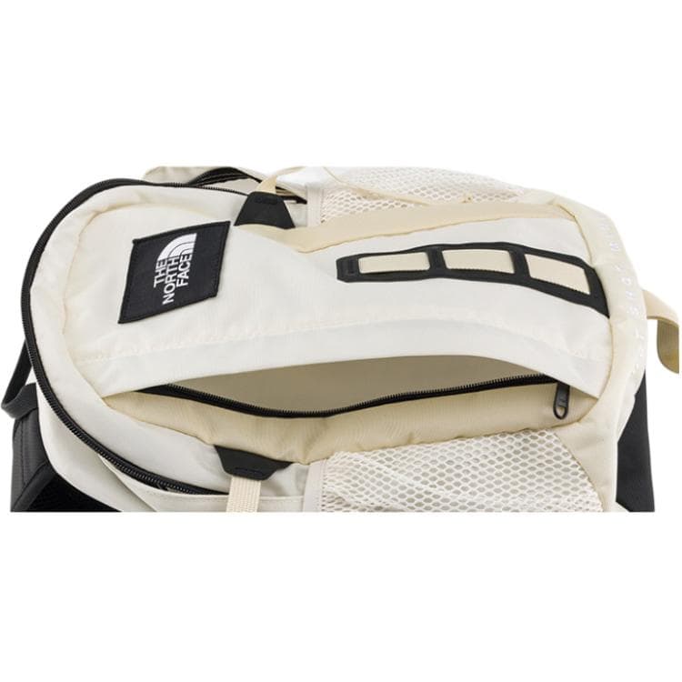 Рюкзак THE NORTH FACE 12L Hot Shot Logo - изображение 6