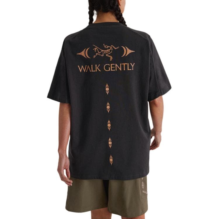 Футболка Arcteryx WALK GENTLY SS25 Хлопок Принт с логотипом Удобный Модный Универсальный Круглый вырез Свободный покрой Однотонный Футболка Унисекс - изображение 3