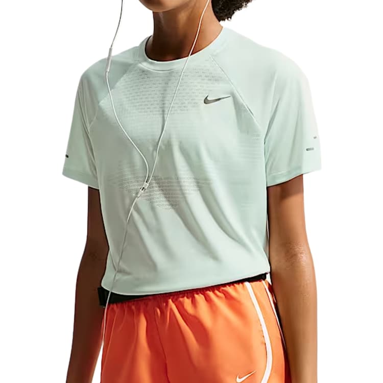 Детские быстросохнущие футболки Nike для детей - изображение 1