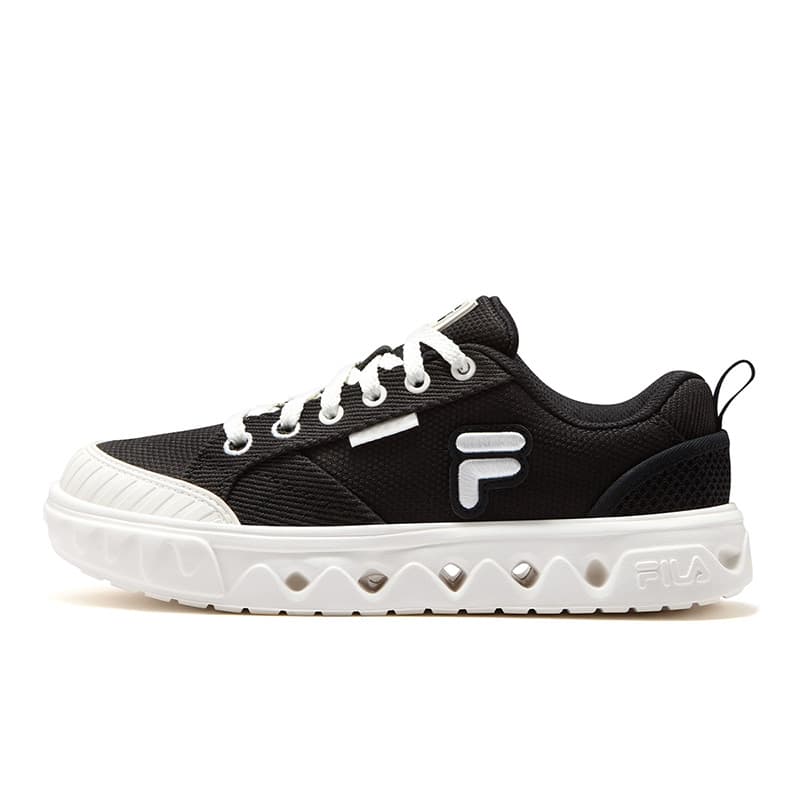 Кроссовки FILA FUSION GITA Низкие Скейтборд Обувь Женские Черный Снег - изображение 1