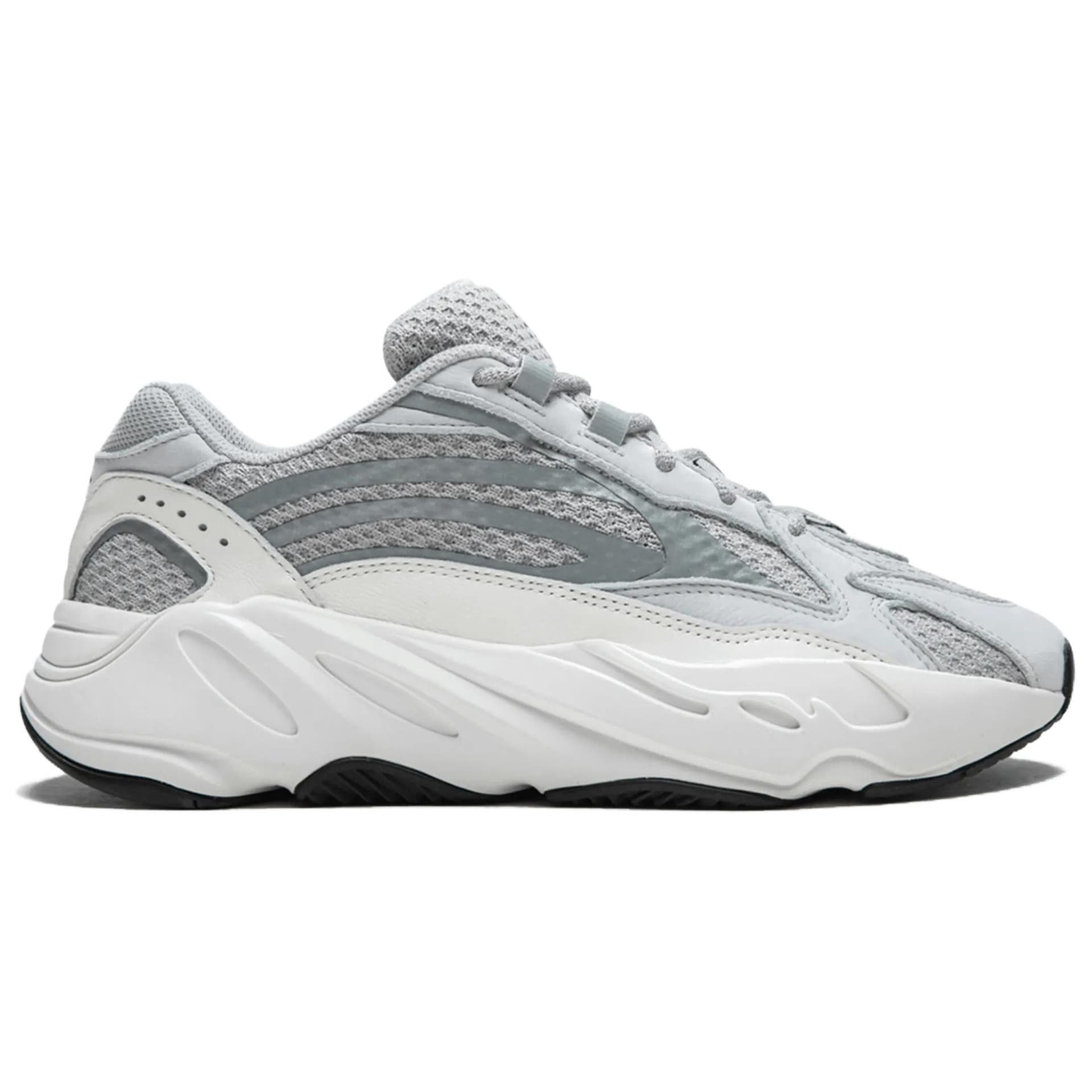 Кроссовки adidas Yeezy Boost 700 V2 - изображение 2