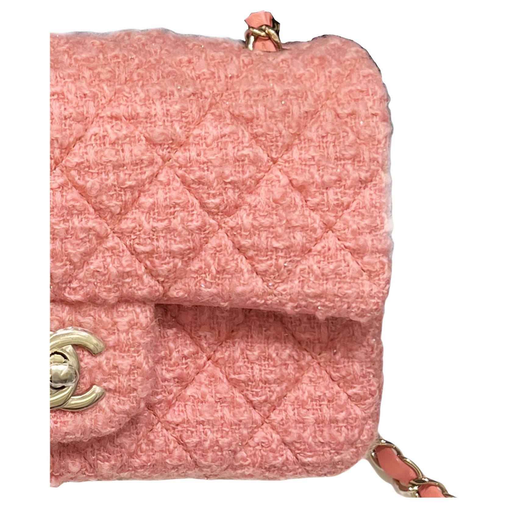 Сумка через плечо CHANEL Classic Flap CF 22B - изображение 3