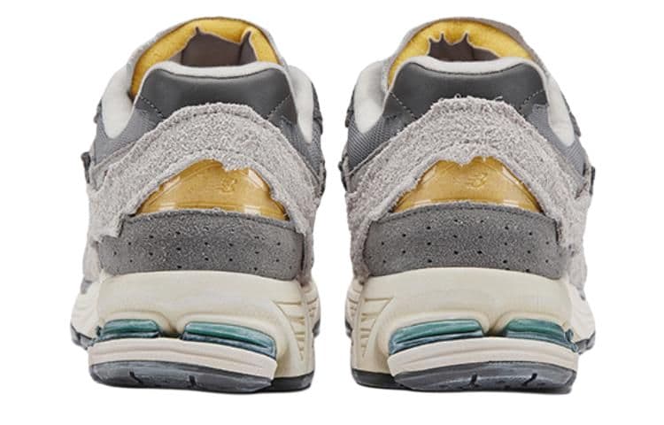 Кроссовки для бега New Balance 2002R "Refined Future" - изображение 6