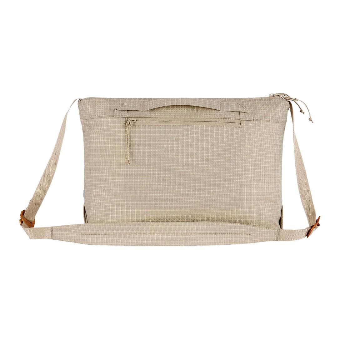 Сумка через плечо Fjallraven Crossbody Bag Stone Color Unisex Fjallraven Кроссбоди Сумка Каменный Цвет Унисекс - изображение 2
