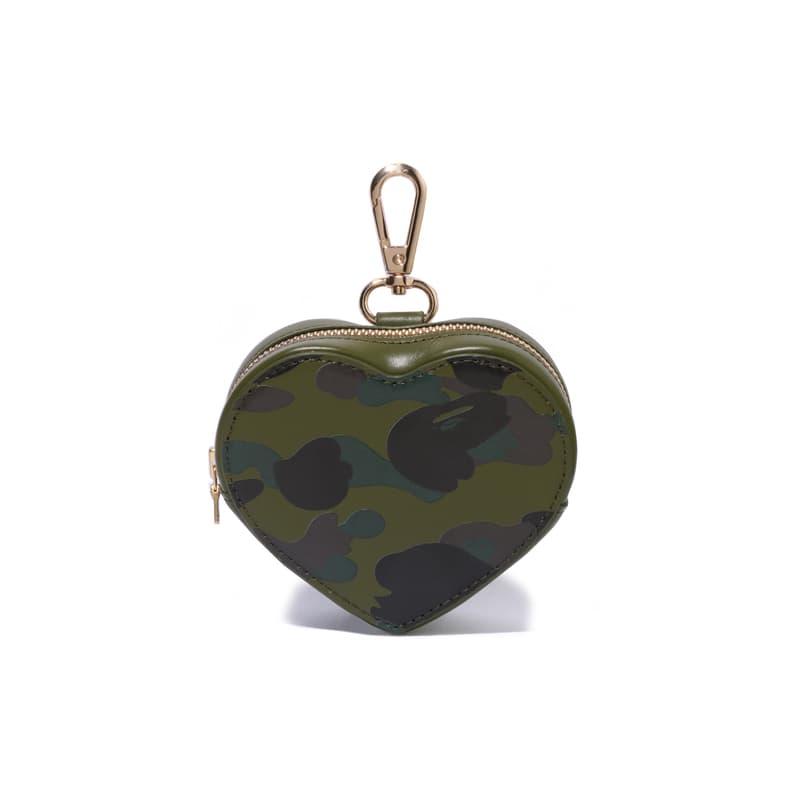 Кулон A BATHING APE Брелоки Женские - изображение 1