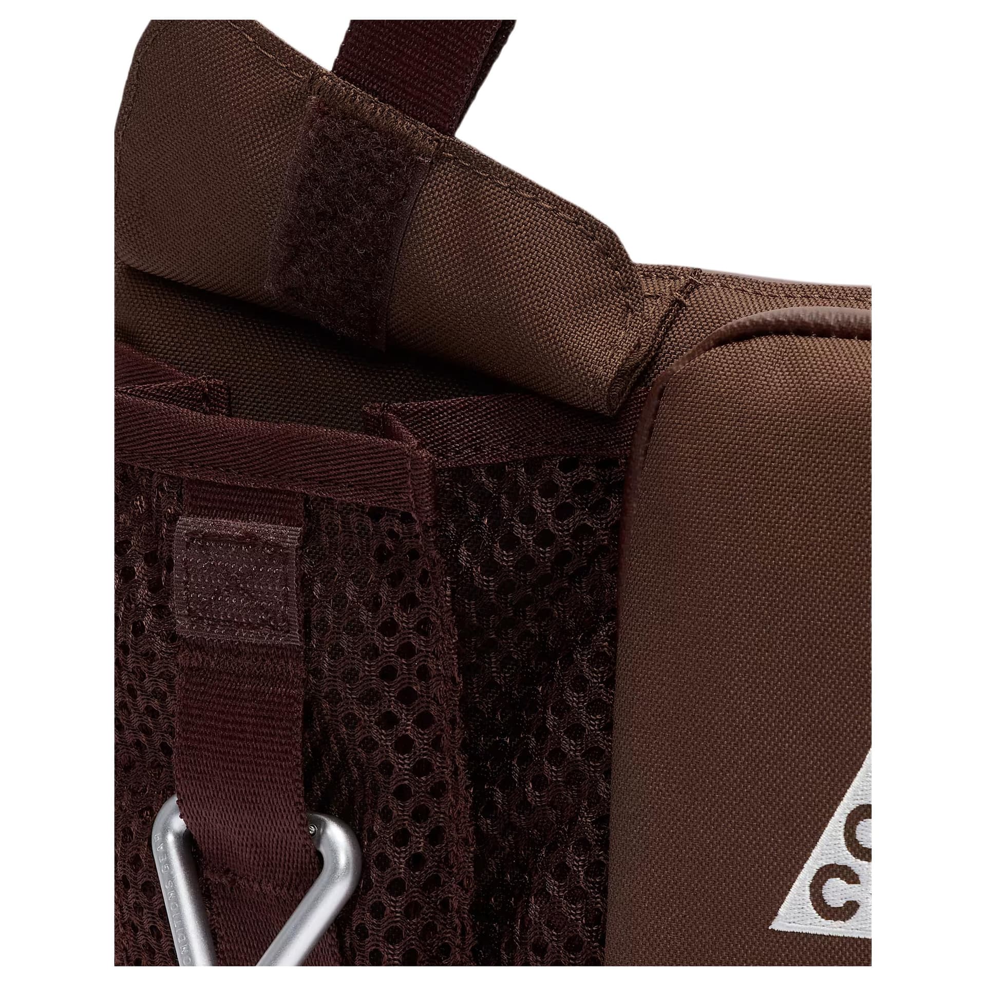 Сумка через плечо Nike ACG Crossbody Bag Refreshing Version Chocolate Unisex Nike ACG Сумка через плечо Освежающий вариант Шоколад Унисекс - изображение 5