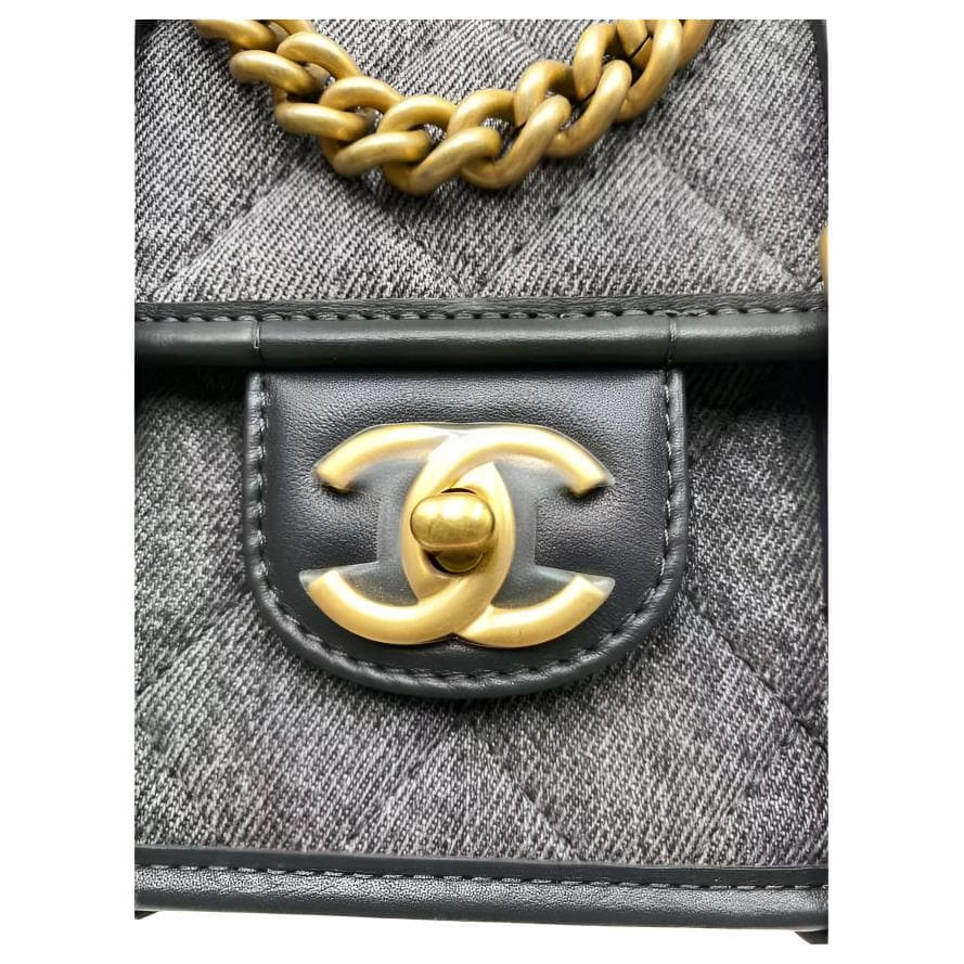 Сумка через плечо CHANEL 24B - изображение 3