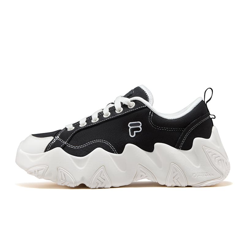 Кроссовки FILA FUSION STARFISH Chunky Sneakers Low Top Black Snow Women's - изображение 1