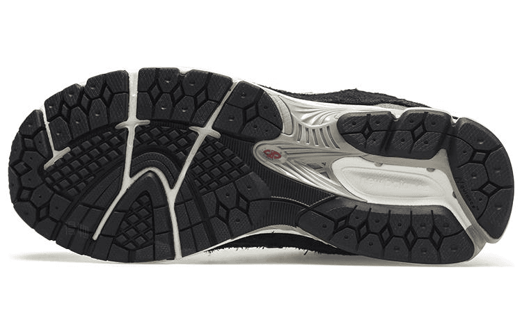 Кроссовки для бега New Balance 2002R "Refined Future" Black Grey - изображение 6