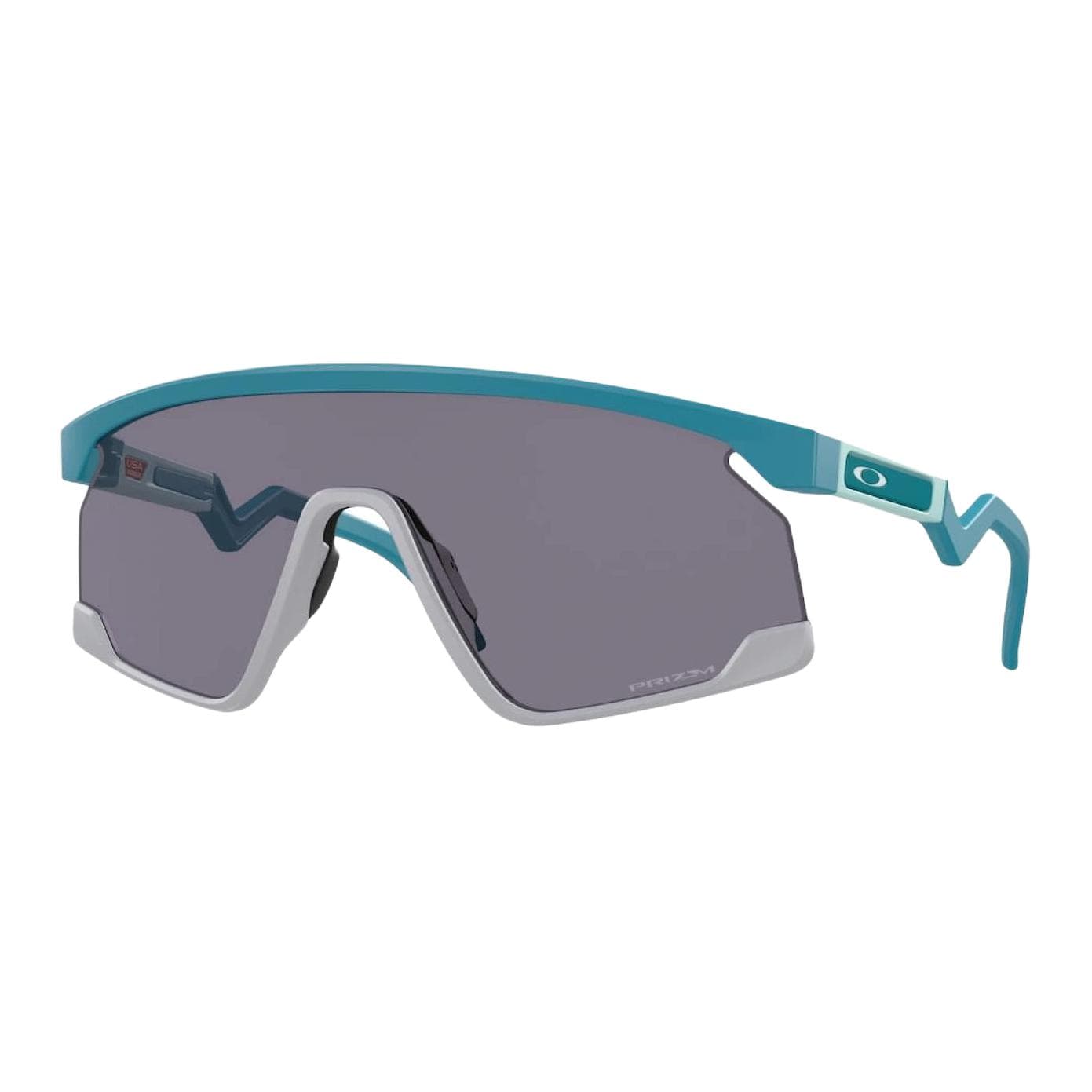 Солнцезащитные очки Oakley - изображение 1