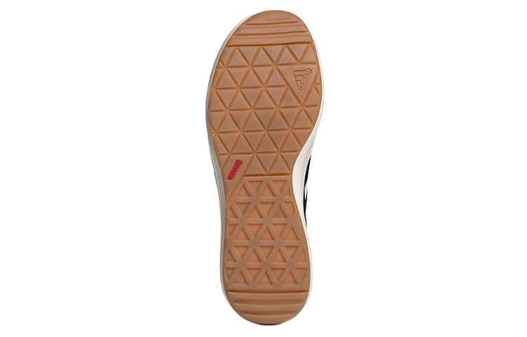 Кроссовки adidas Terrex Boat Lace Dlx - изображение 6