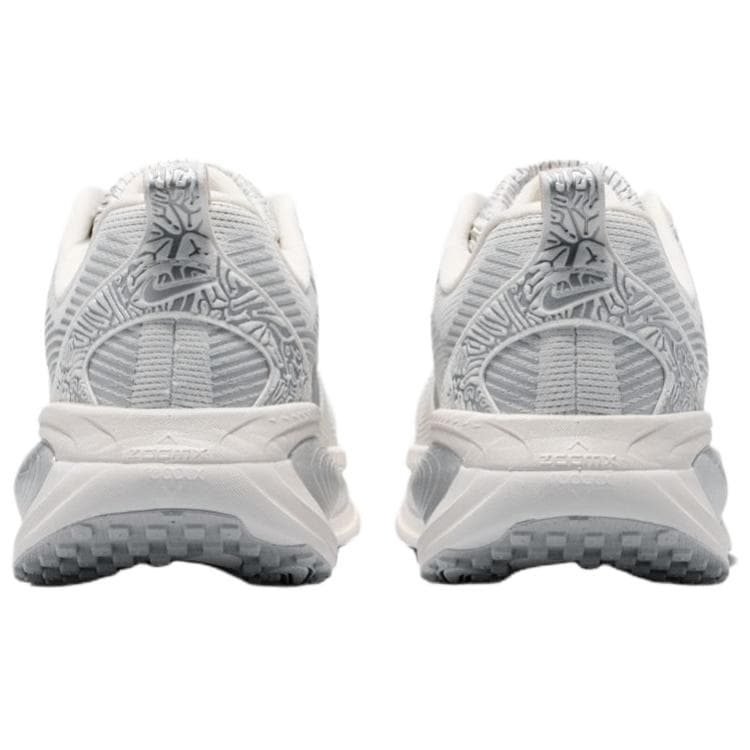 Кроссовки для бега NIKE Vomero 18 Беговые кроссовки Низкий Топ Серебристый Белый Женские - изображение 5