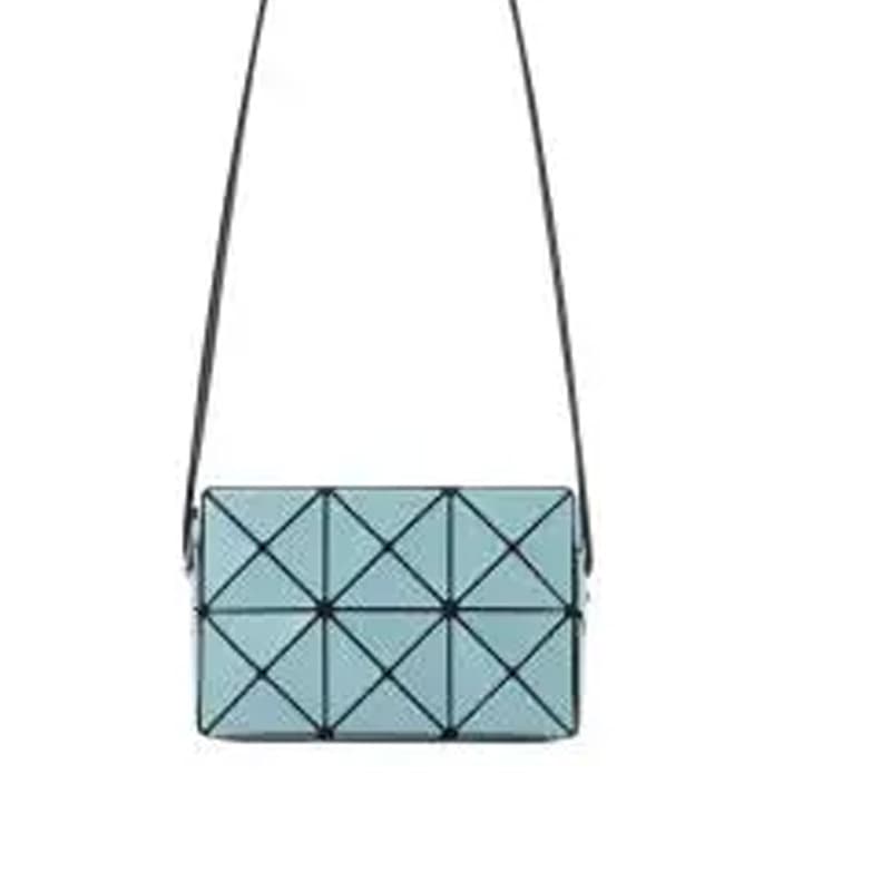 Сумка через плечо ISSEY MIYAKE Cuboid 8 PVC - изображение 5