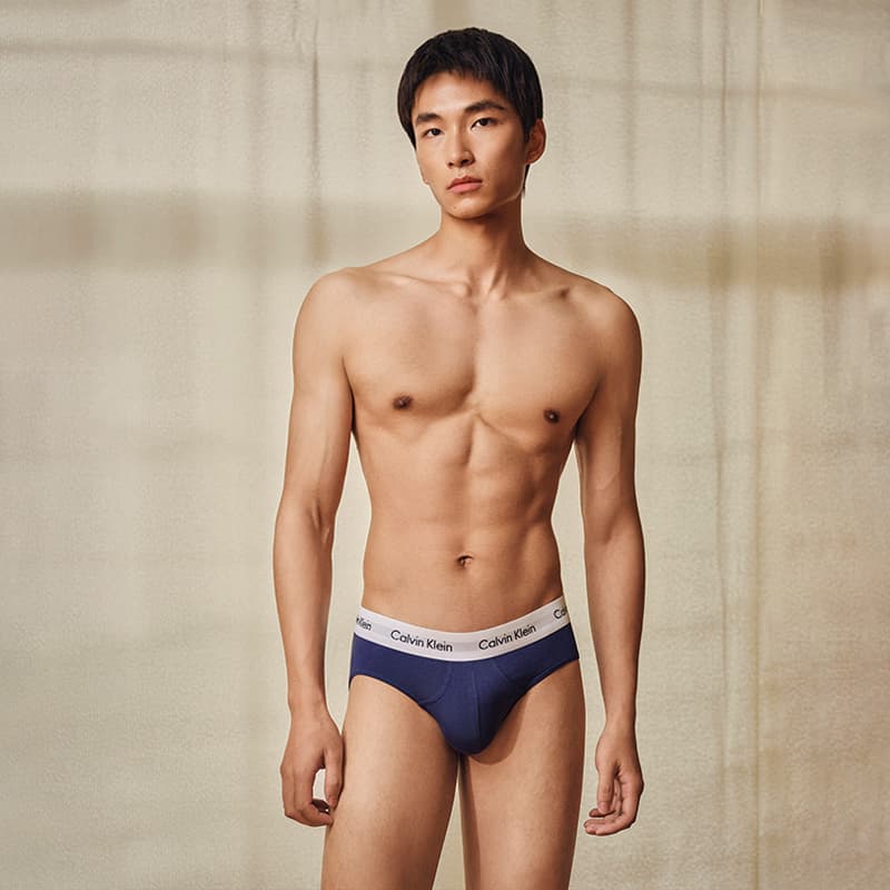 Трусы Calvin Klein Logo Triangle Briefs 3-Pack Red White Blue - изображение 3