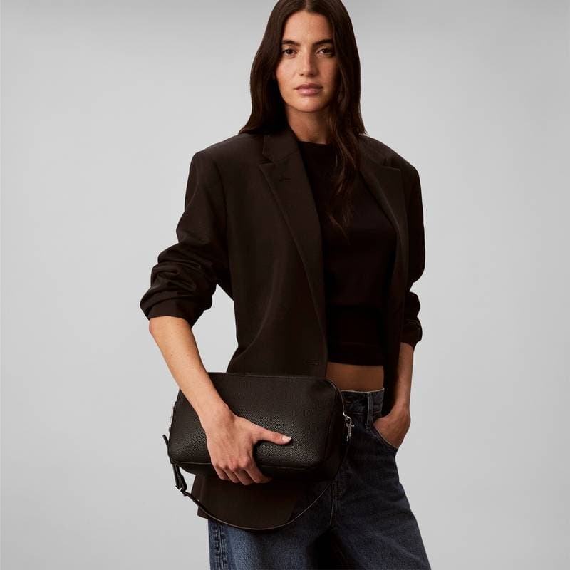 Сумка через плечо Calvin Klein Crossbody сумки для женщин - изображение 7
