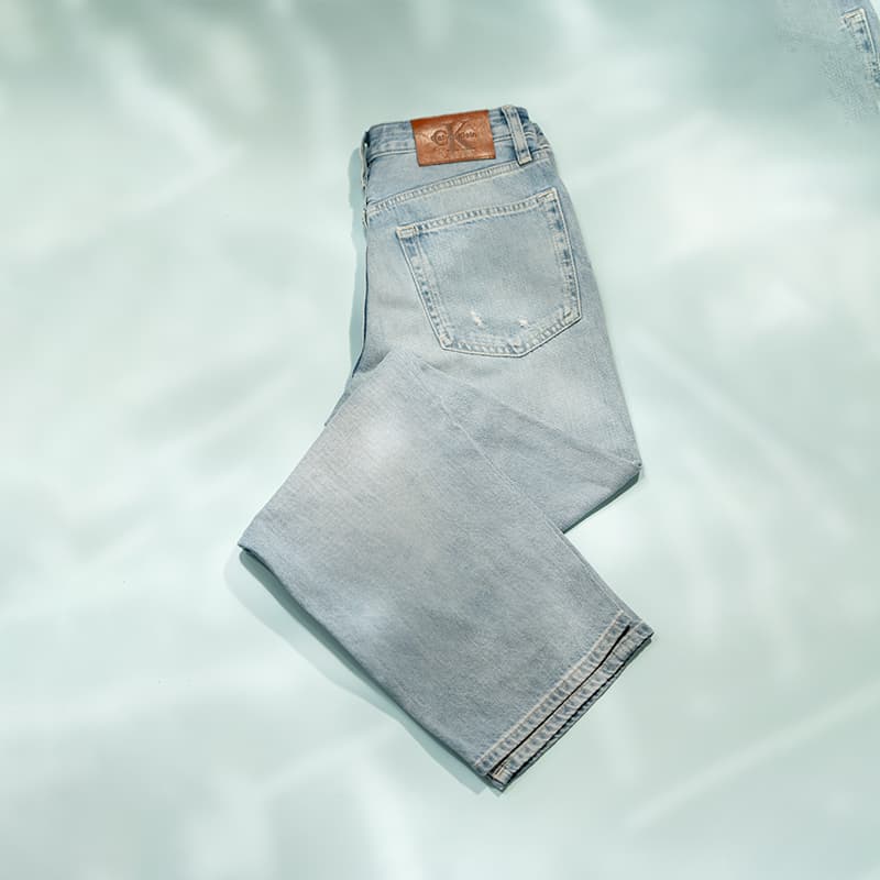 Джинсы Calvin Klein Прямой крой RDA Джинсы Светло-Синие Женские Джинсы - изображение 4