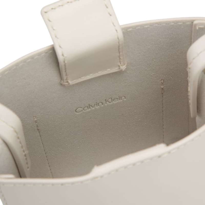 Сумка через плечо Calvin Klein SS25 Коровья кожа Сумка через плечо Средняя Женская Светло-коричневая - изображение 5