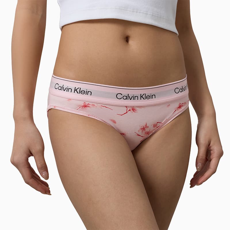 Трусы Calvin Klein 3Z0 Светло-розовый Вишневый цветок Принт Женские Трусики-бикини - изображение 4