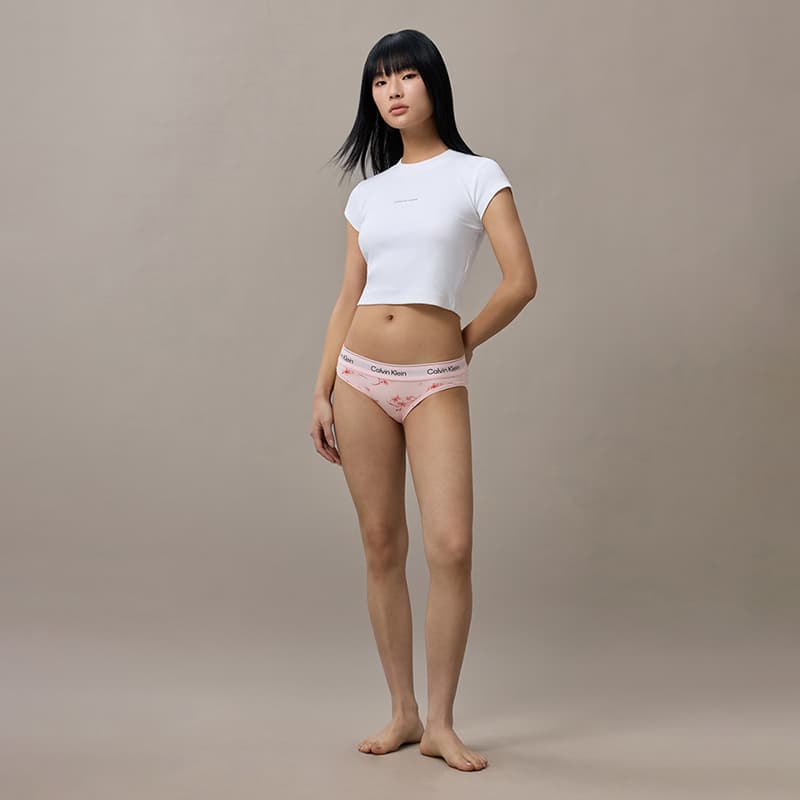 Трусы Calvin Klein 3Z0 Светло-розовый Вишневый цветок Принт Женские Трусики-бикини - изображение 2