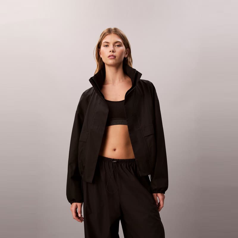 Куртка Calvin Klein Женские Куртки - изображение 3