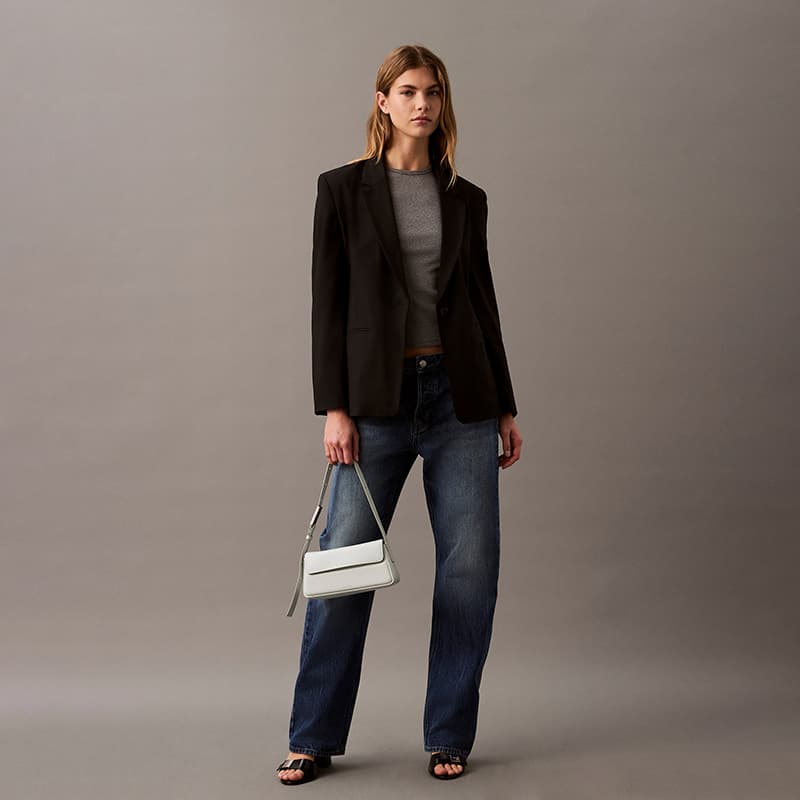 Calvin Klein Бизнес-костюм для женщин - изображение 4