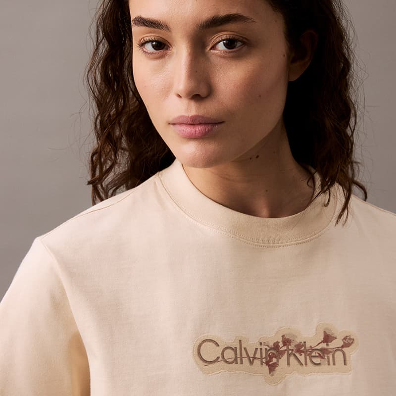 Футболка Calvin Klein T-рубашка женская C7P теплый песочный - изображение 7