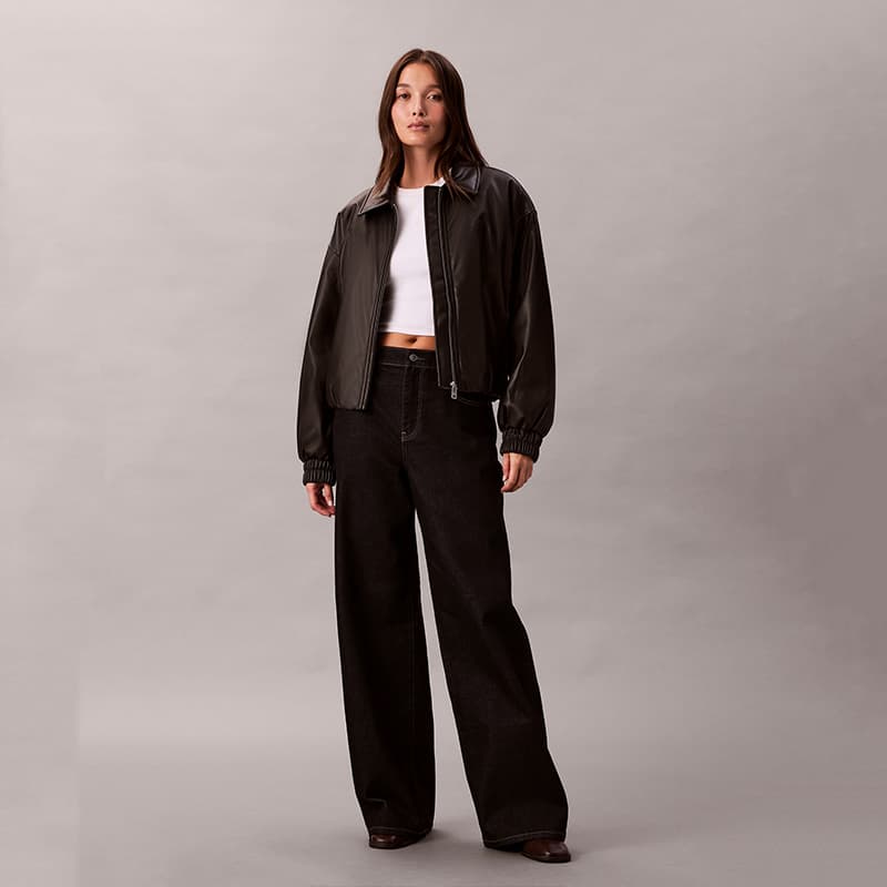 Calvin Klein Пуховая куртка Женская Набор в подарочной коробке Включено - изображение 4