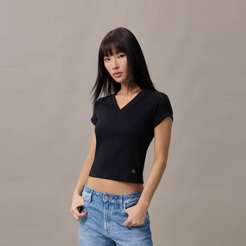 Футболка Calvin Klein Женские T-рубашки - изображение 5