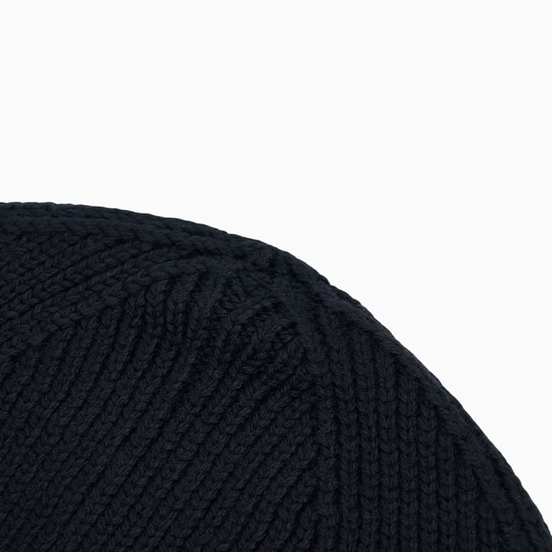 Шапка CALVIN KLEIN Шерсть Бини Унисекс Космический Черный - изображение 4