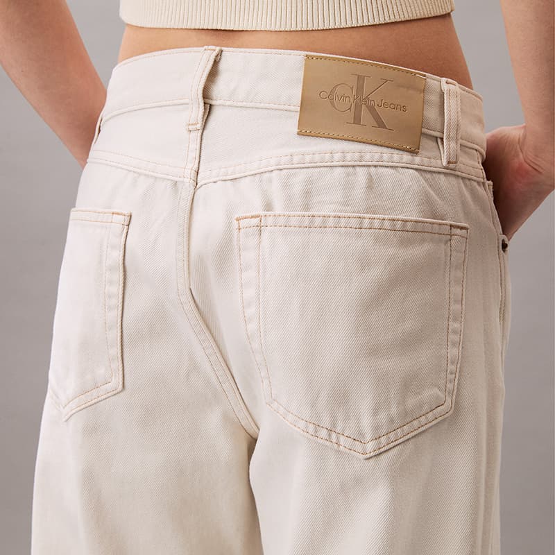 Джинсы Calvin Klein SS25 Джинсы Женские - изображение 9