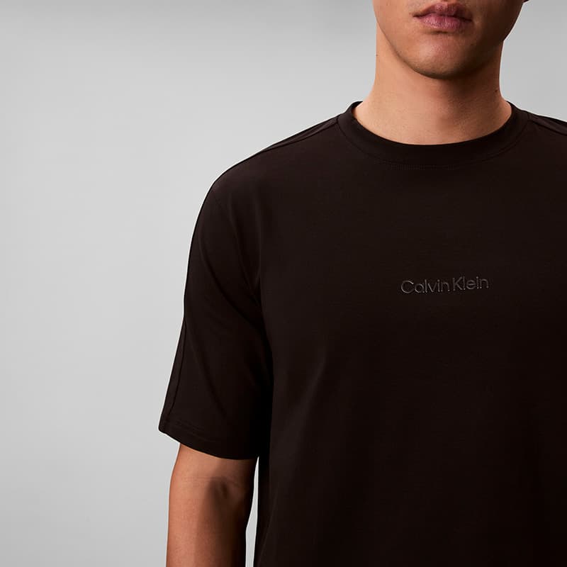 Футболка Calvin Klein UB1 Космический Черный Мужская Футболка - изображение 4