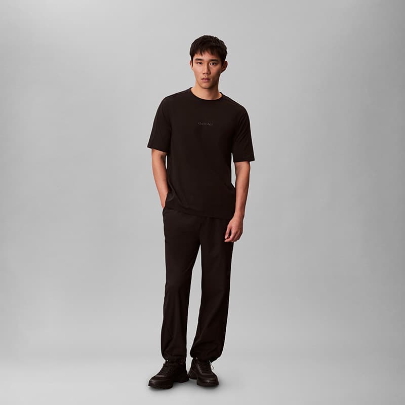 Футболка Calvin Klein UB1 Космический Черный Мужская Футболка - изображение 3
